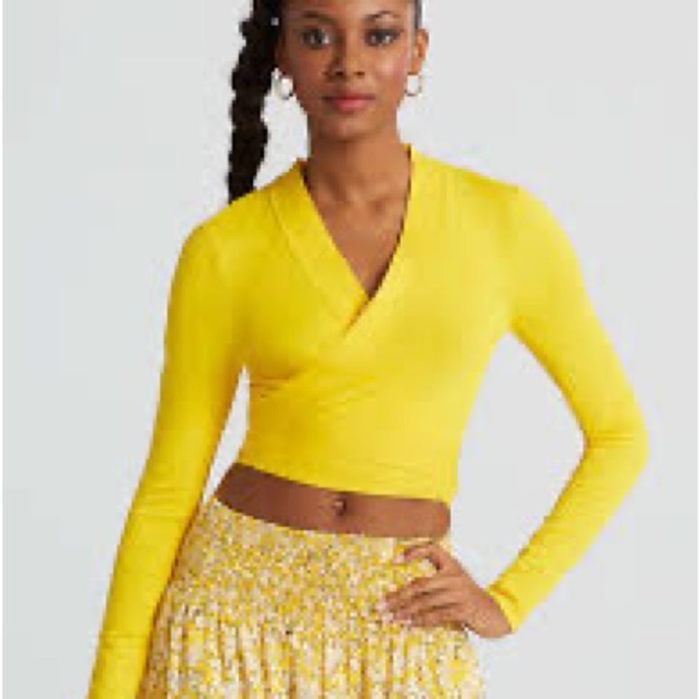 NWT Gabrielle Union Knit Wrap Top Lemoncello Sz Womens XL